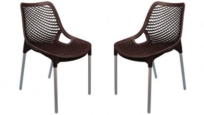 Стулья для уличных кафе коричневые